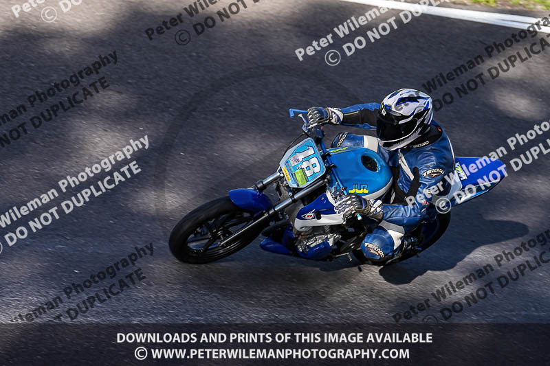 cadwell no limits trackday;cadwell park;cadwell park photographs;cadwell trackday photographs;enduro digital images;event digital images;eventdigitalimages;no limits trackdays;peter wileman photography;racing digital images;trackday digital images;trackday photos